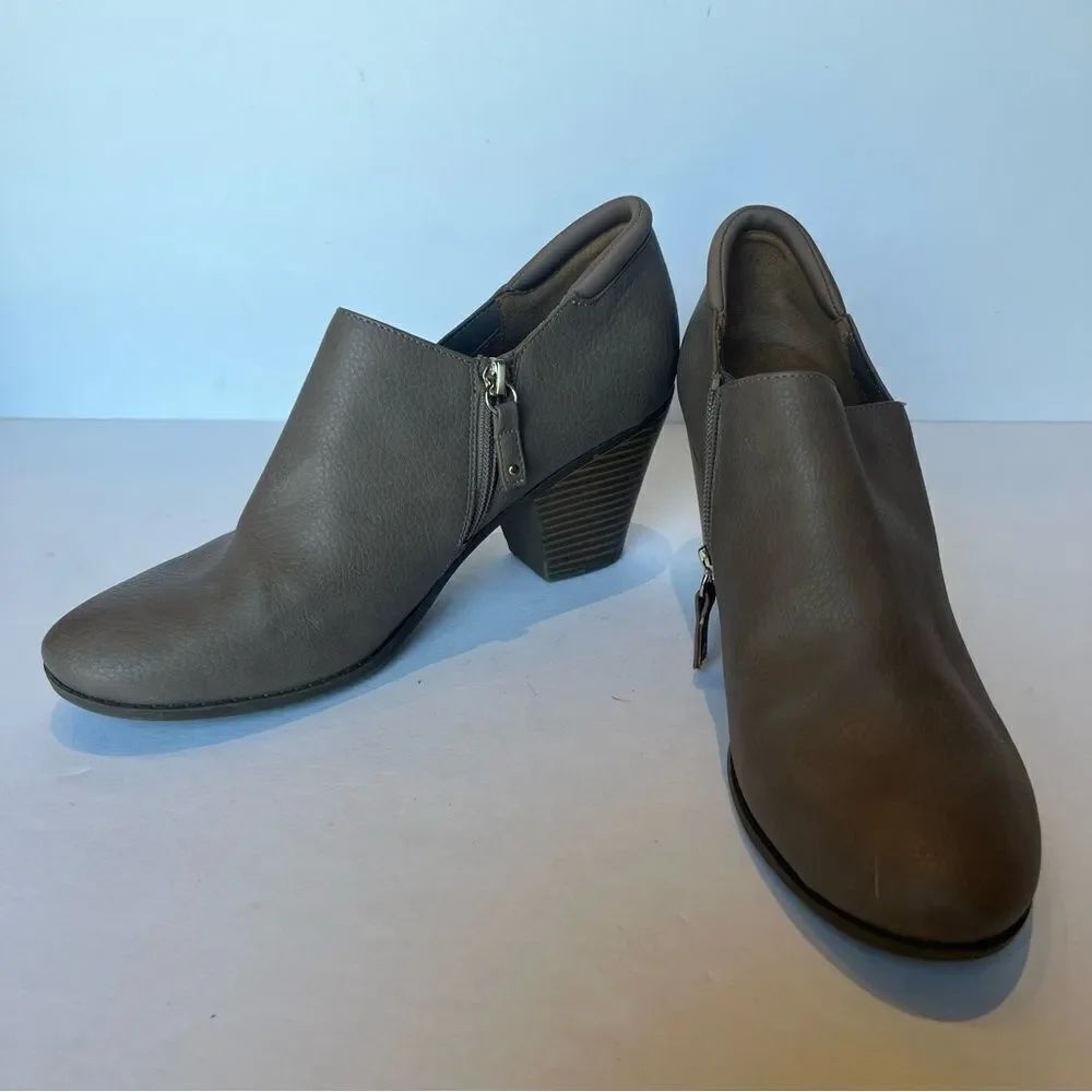 Dr Scholls Women's Heeled Ankle Booties Light Gray Side Zip Size 10M